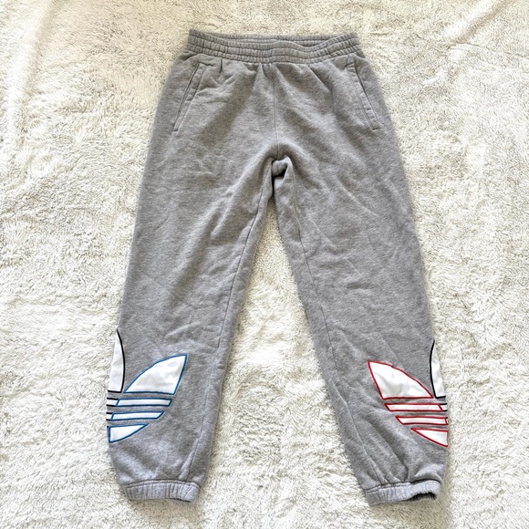Adidas Tricolor Trefoil Sweatpants - Picture 2 of 11